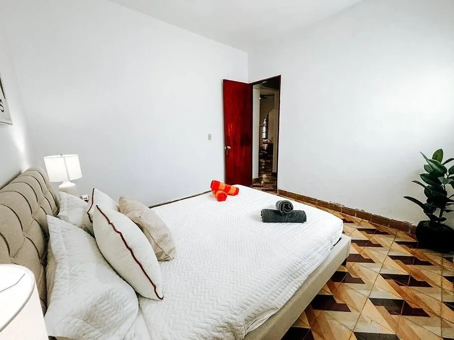 펜션 산후안 Colonial Style House For 8 Walk To Condado Beach 빌라 푸에르토리코